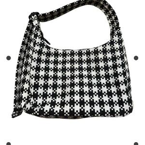 BAGGU Black and White MINI Shoulder Bag with Houndstooth Pattern